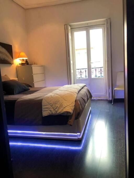 Apartamento En Centro De Madrid Luaran gambar