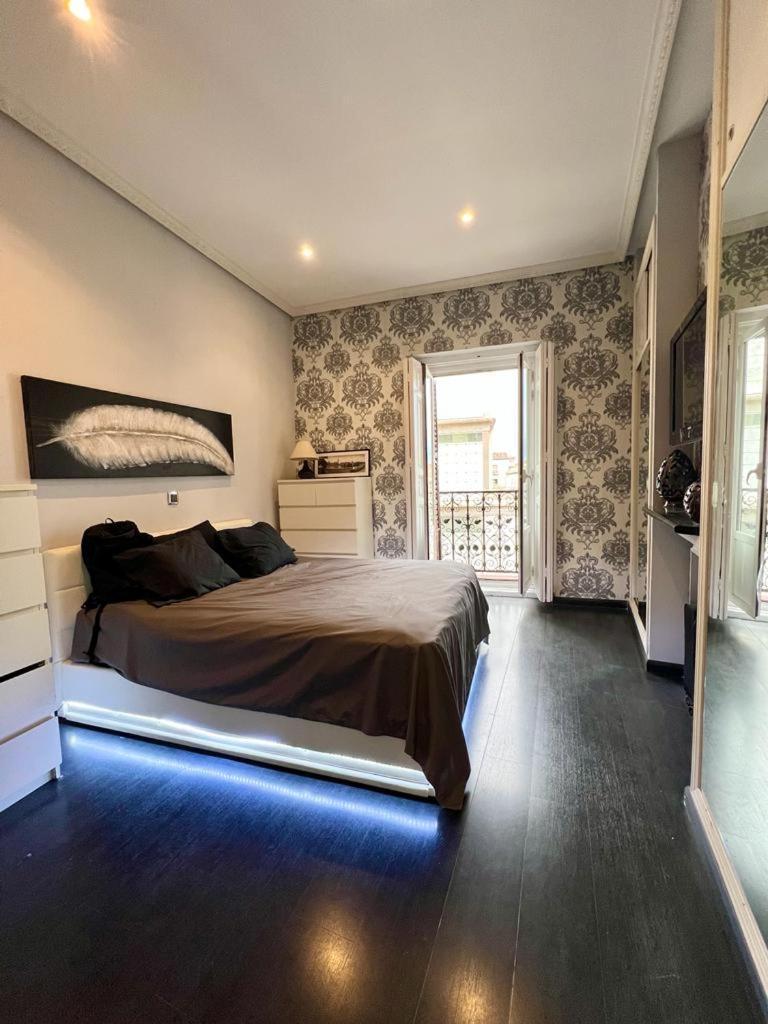 Apartamento En Centro De Madrid Luaran gambar